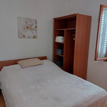 Goga Apartment Петркане Екстериор снимка